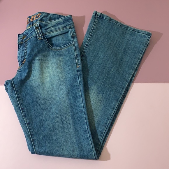 BB Jeans Jeans Bb Jeans Fadedwash Jewel Flarebottom Blue Jeans